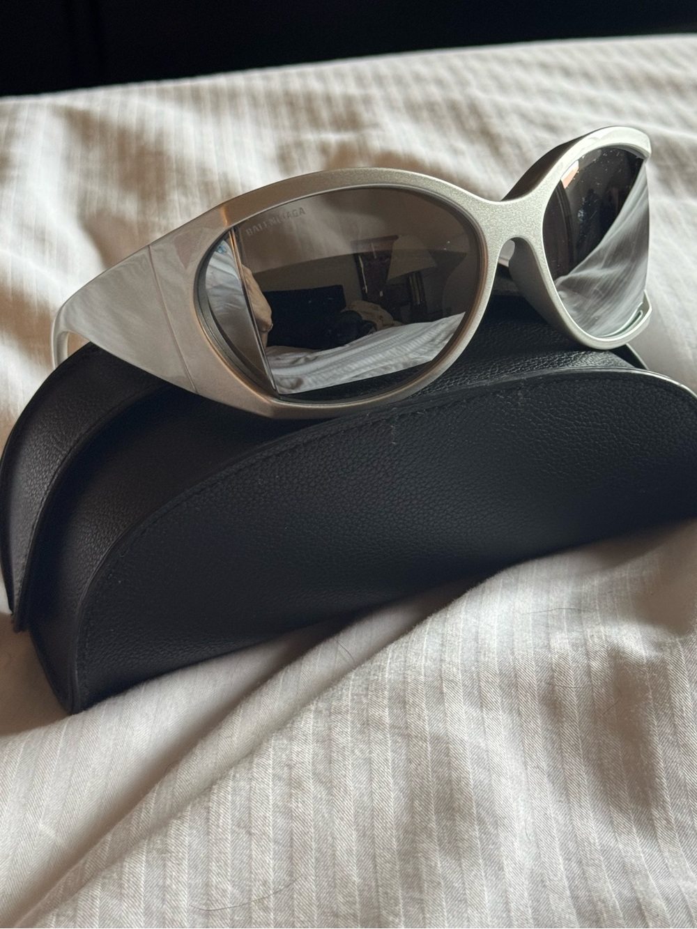 Balenciaga BB0145s Butterfly Shield Sunglases. Silver mirrored lenses
